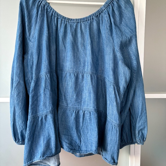 Old Navy Denim Tiered Top w/ long sleeves Sz XXL - Picture 2 of 7
